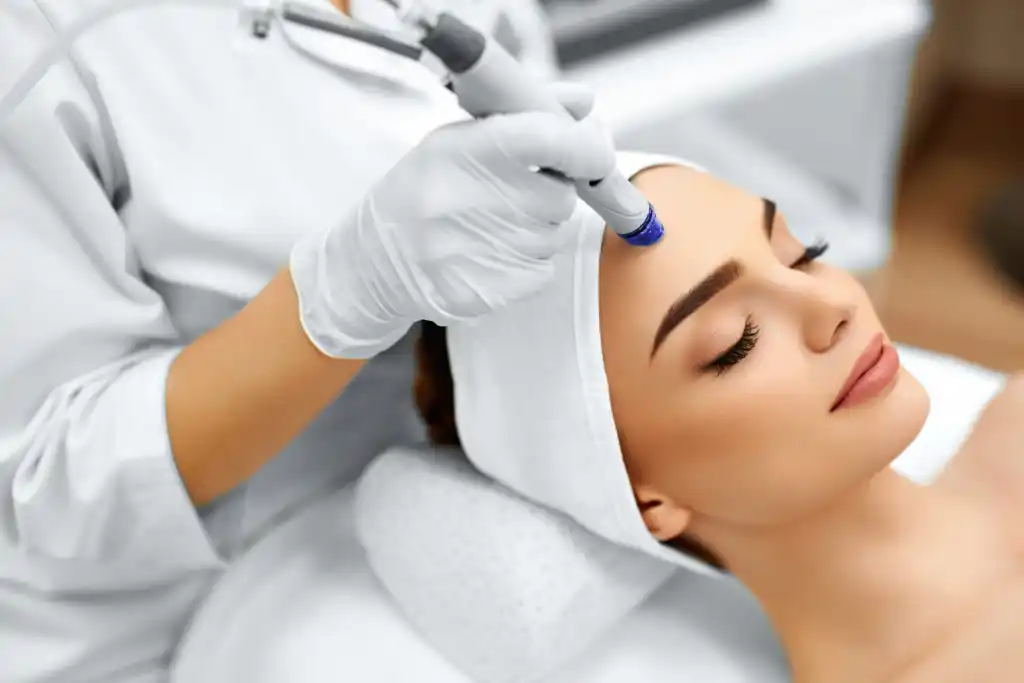 Revitalise Your Skin with the Hydrogen H2 Peel in Chiswick, London at In-DERM Skin Clinic